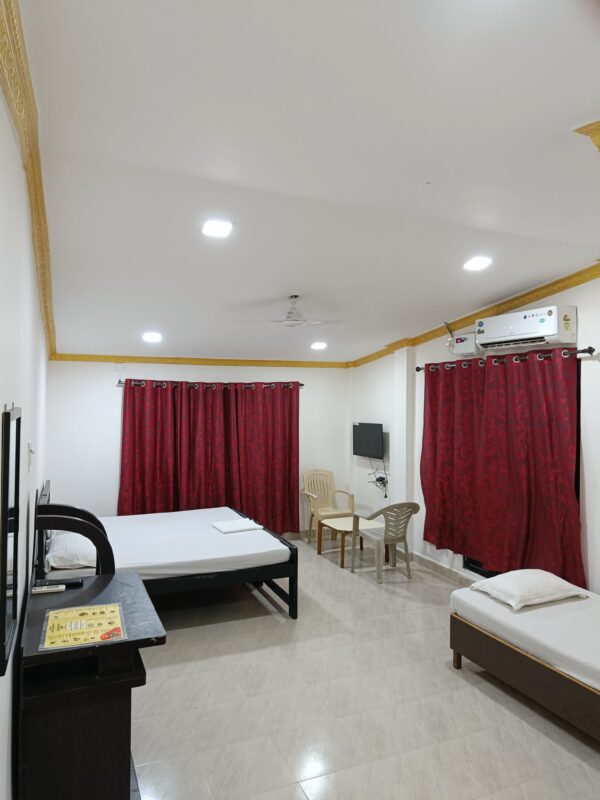 Explore the Goa Beach - Image 6