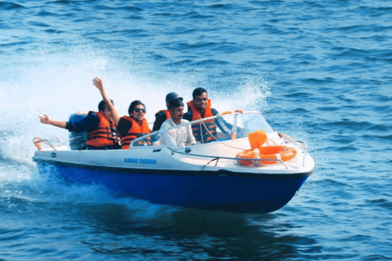 Speed Boat Ride in Goa - Aqua Thrill Goa image 3
