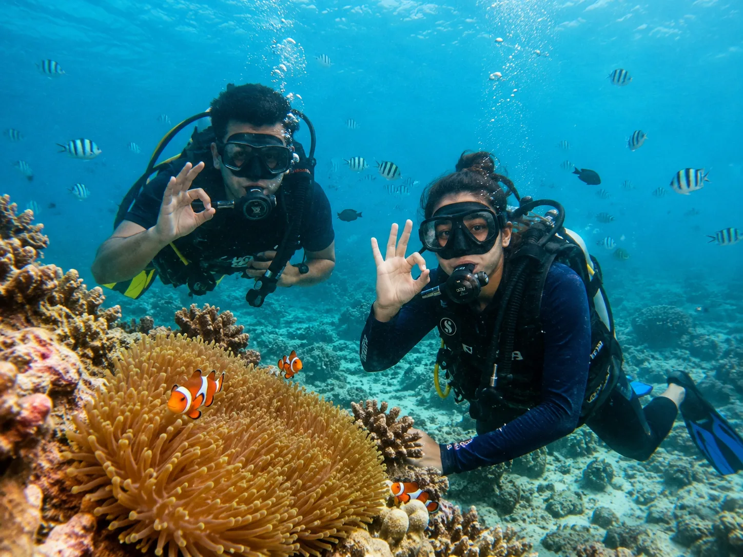 Beginner scuba diving at Grand Island Goa