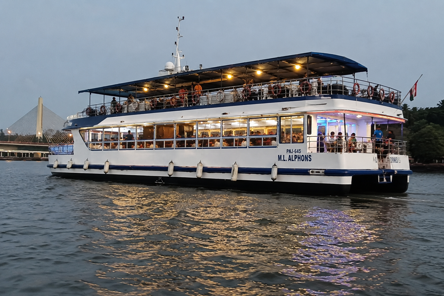 Goa dinner cruise during monsoon in Panjim