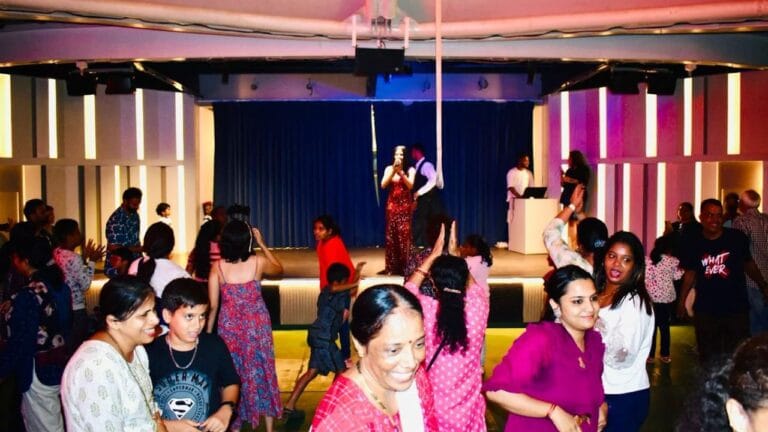 Couples and families enjoying Goa dinner cruise