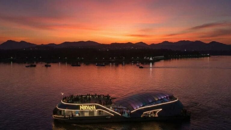 Goa dinner cruise guide on Mandovi River