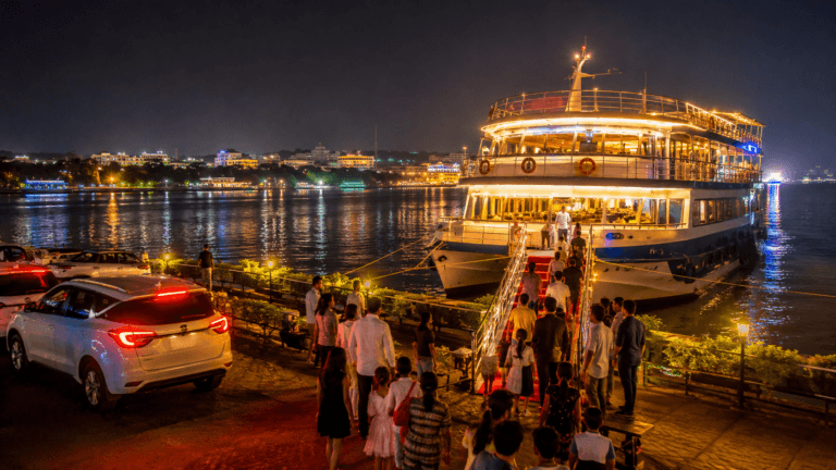 Dinner cruise in Goa timing and boarding point near Mandovi River Panjim